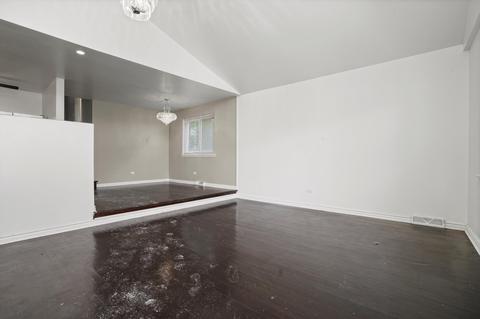 524 E 89th Pl, Chicago, IL 60619 photo 5