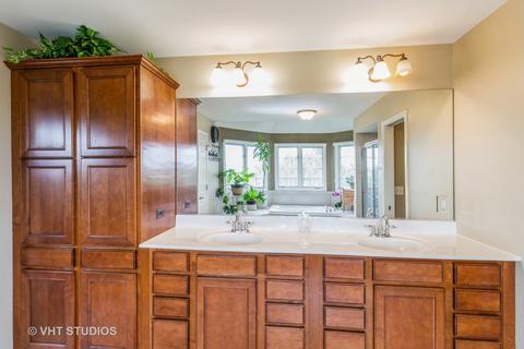 7 Wintergreen Ct, Algonquin, IL 60102 photo 14