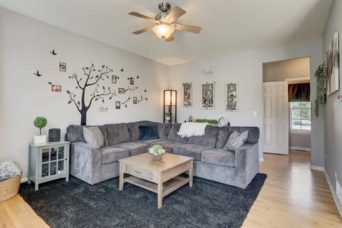 922 Limerick Ln, Mchenry, IL 60050 photo 6