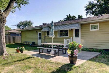 874 Carol Ave, Elgin, IL 60123 photo 24