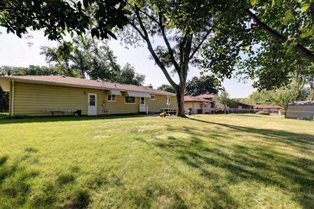 874 Carol Ave, Elgin, IL 60123 photo 27