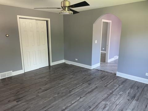 602 Raymond St, Elgin, IL 60120 photo 9