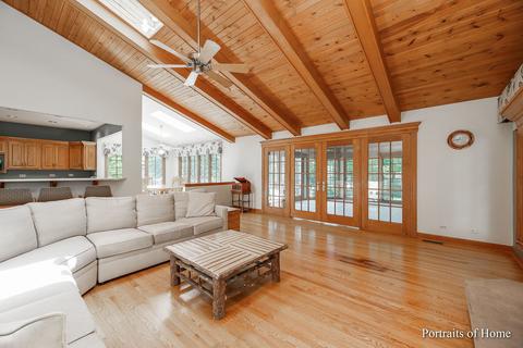 1350 Avalon Ct, Wheaton, IL 60189 photo 10