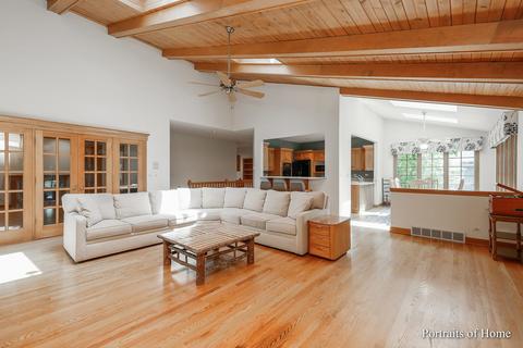 1350 Avalon Ct, Wheaton, IL 60189 photo 9