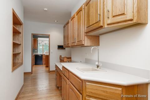 1350 Avalon Ct, Wheaton, IL 60189 photo 16