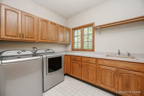 1350 Avalon Ct, Wheaton, IL 60189 photo 18