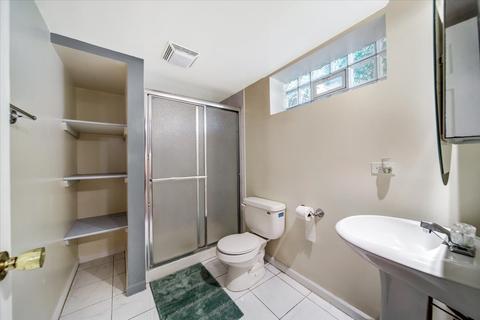 562 Radcliffe Ave, Des Plaines, IL 60016 photo 20