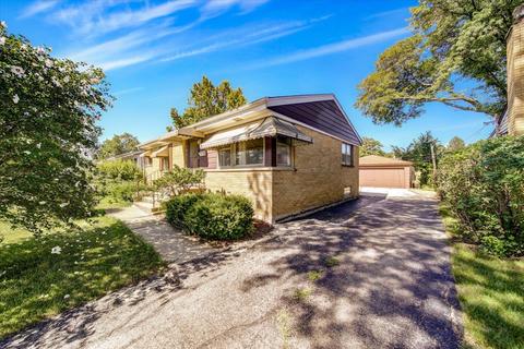 562 Radcliffe Ave, Des Plaines, IL 60016 photo 4