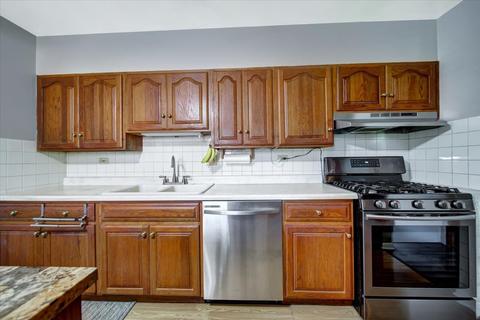 562 Radcliffe Ave, Des Plaines, IL 60016 photo 12