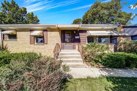 562 Radcliffe Ave, Des Plaines, IL 60016 photo 1