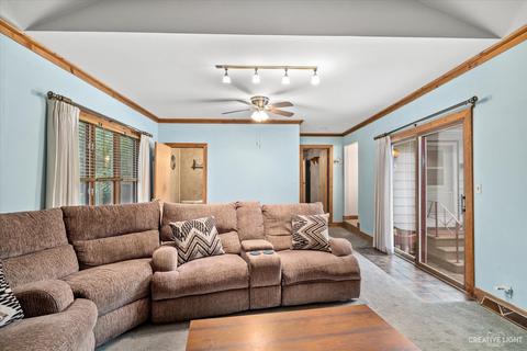 464 Davis Rd, Batavia, IL 60510 photo 5
