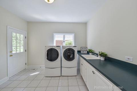 1131 Foothill Dr, Wheaton, IL 60189 photo 23