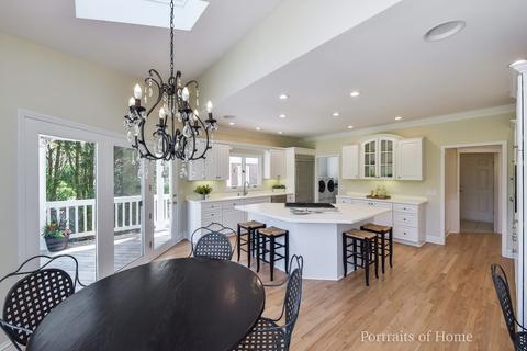 1131 Foothill Dr, Wheaton, IL 60189 photo 14
