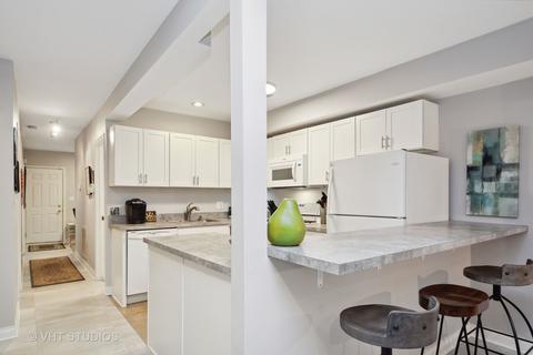 2428 W Haddon Ave, Chicago, IL 60622 photo 5