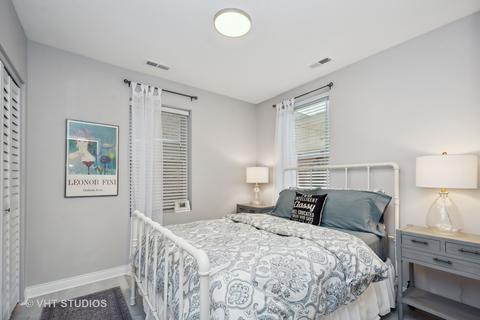2428 W Haddon Ave, Chicago, IL 60622 photo 11