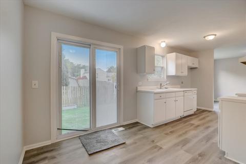851 Perry Dr, Algonquin, IL 60102 photo 10