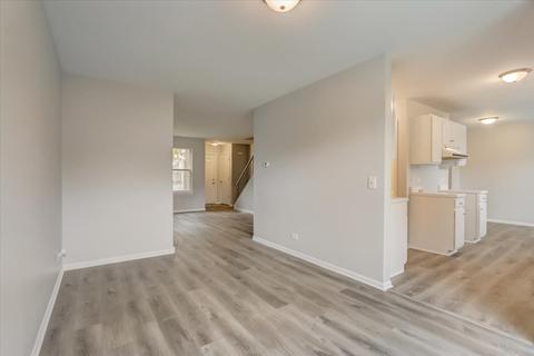 851 Perry Dr, Algonquin, IL 60102 photo 7