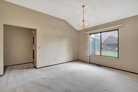 1701 Devonshire Dr, Champaign, IL 61821 photo 7