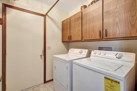 1701 Devonshire Dr, Champaign, IL 61821 photo 22