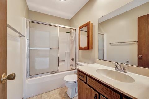 1701 Devonshire Dr, Champaign, IL 61821 photo 16