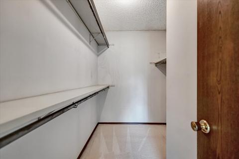 1701 Devonshire Dr, Champaign, IL 61821 photo 15