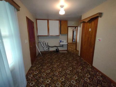 402 E King St, Polo, IL 61064 photo 13