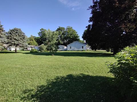 402 E King St, Polo, IL 61064 photo 3