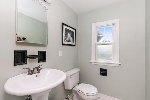320 N Commonwealth Ave, Elgin, IL 60123 photo 23