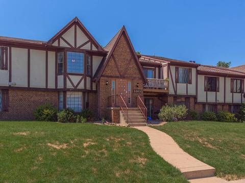 2003 Tracy Dr #4, Bloomington, IL 61704 photo 2