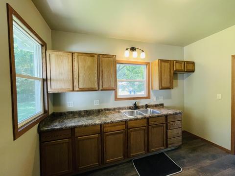 5 Park Pl, Peru, IL 61354 photo 8