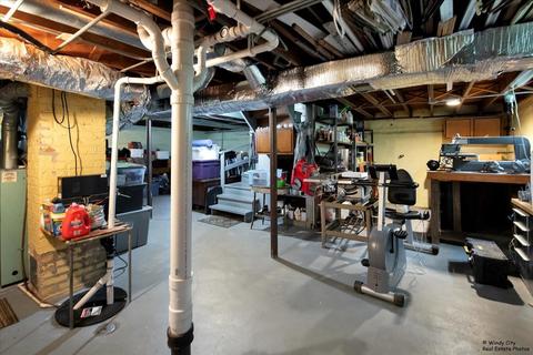 242 E Washington St, Des Plaines, IL 60016 photo 22
