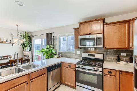 1652 Ruby Dr, Pingree Grove, IL 60140 photo 11