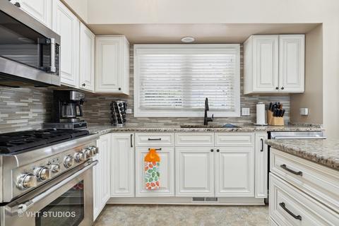10001 Derby Ln, Mokena, IL 60448 photo 5
