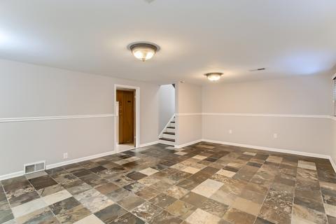 1049 Irwin Ave, Des Plaines, IL 60018 photo 18