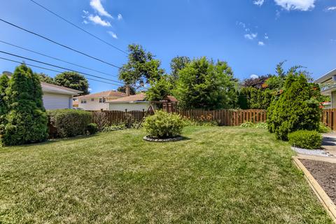 1049 Irwin Ave, Des Plaines, IL 60018 photo 22