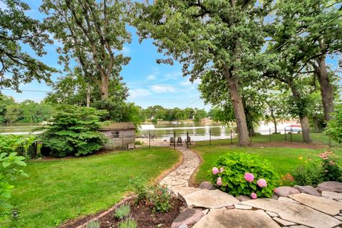 859 S Chicago Ave, Kankakee, IL 60901 photo 2