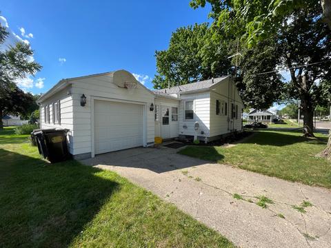 513 W Park St, Morrison, IL 61270 photo 11