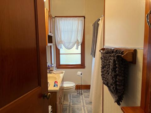 513 W Park St, Morrison, IL 61270 photo 9