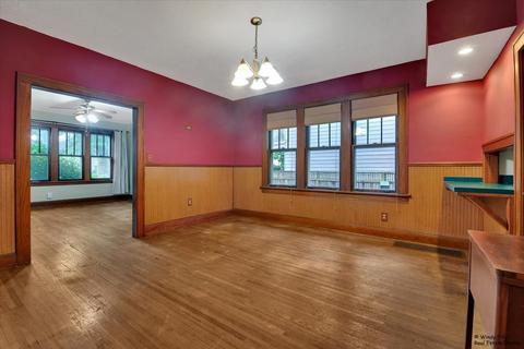 348 Mcclure Ave, Elgin, IL 60123 photo 6