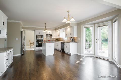 1135 Litchfield Ln, Bartlett, IL 60103 photo 8