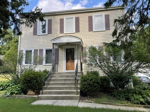 4513 Devon Ave, Lisle, IL 60532 photo 1