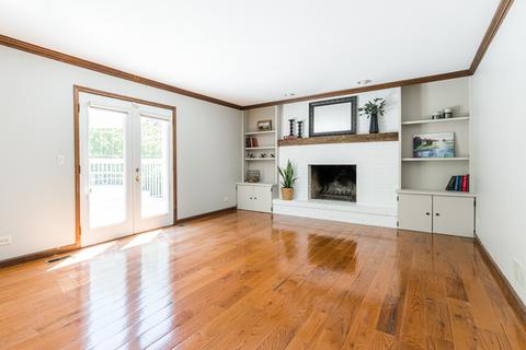 1545 Charlemagne Dr, Hoffman Estates, IL 60192 photo 7