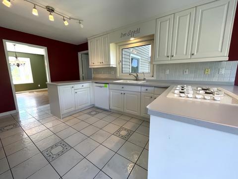 424 Rainbow Dr, Sleepy Hollow, IL 60118 photo 5