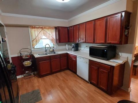 215 S Edison Ave, Elgin, IL 60123 photo 8