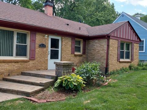215 S Edison Ave, Elgin, IL 60123 photo 3
