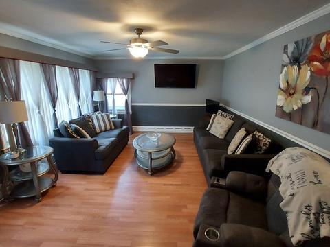 215 S Edison Ave, Elgin, IL 60123 photo 5