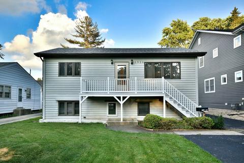 1326 N Eagle St, Naperville, IL 60563 photo 1