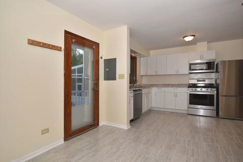 1326 N Eagle St, Naperville, IL 60563 photo 14
