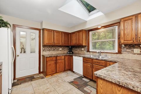 4315 Cermak Rd, Algonquin, IL 60102 photo 10