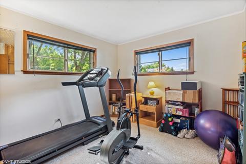 828 Delles Rd, Wheaton, IL 60189 photo 12